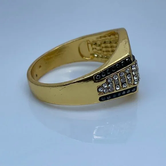 Men Ring Fashion Gold Tone Black Faux Stone Crystal Accent Men Jewelry Size 13 - Picture 4 of 11